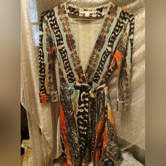 Diane Von Furstenberg Dresses & Skirts - NWOT DVF Wrap Dress